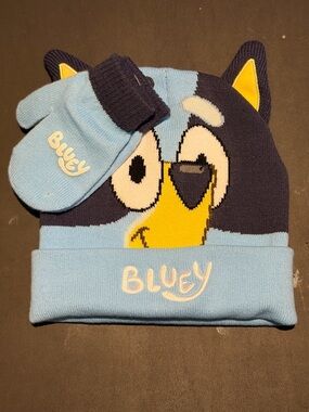 Kids Knit Beanie and Mittens Set in Light Blue and Navy